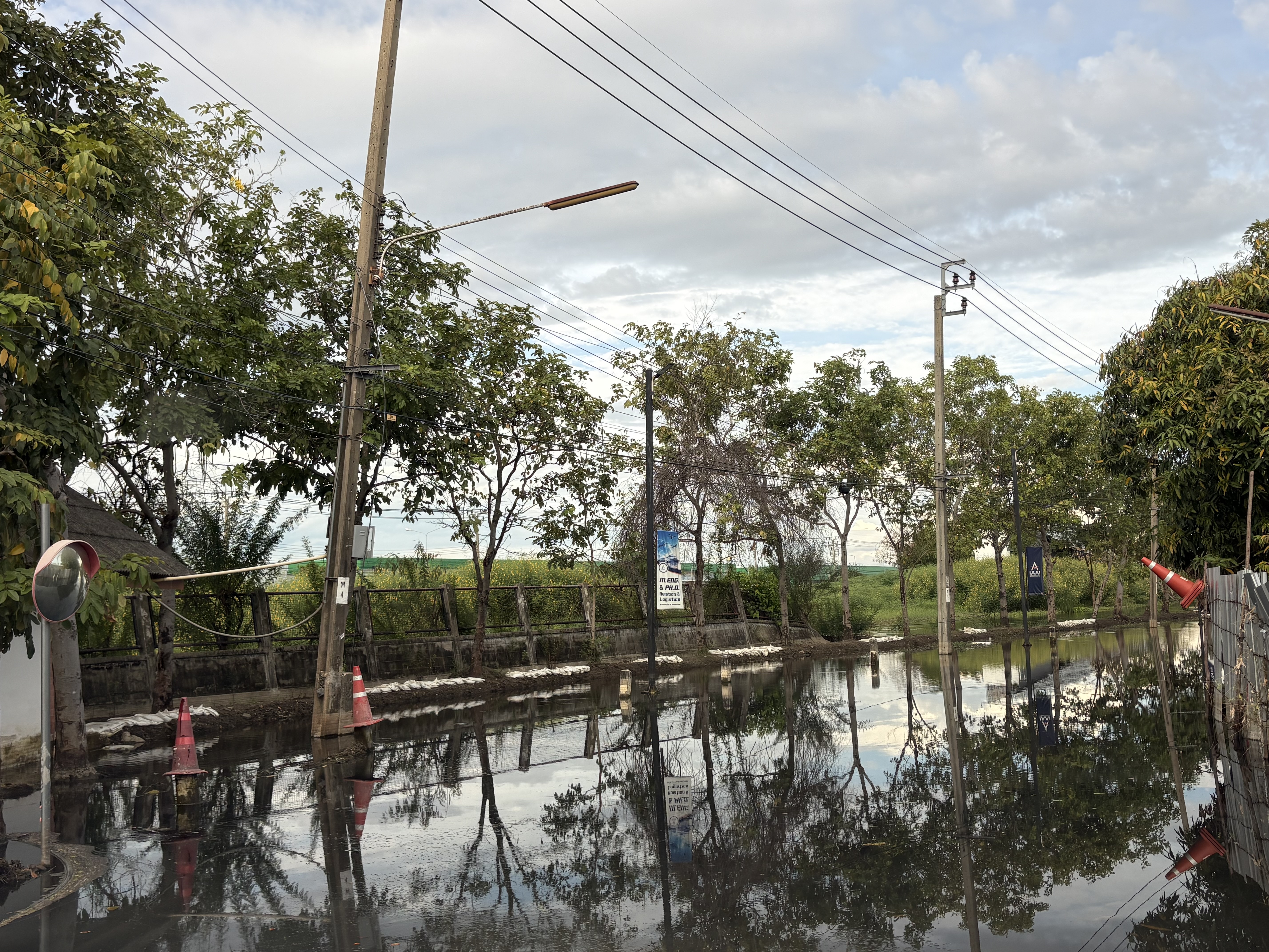 ภาพล่าสุด โรงสูบทางเข้าการบิน